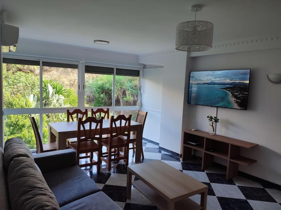 Apartamento En Playa Carvajal Fuengirola Luaran gambar