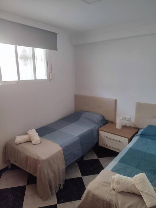 Apartamento En Playa Carvajal Fuengirola Luaran gambar