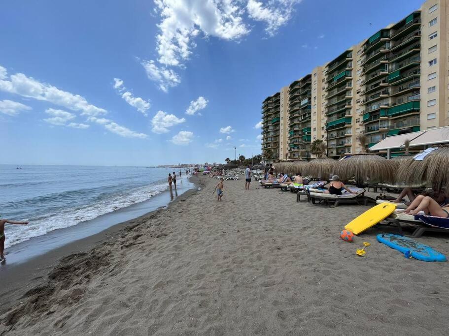 Apartamento En Playa Carvajal Fuengirola Luaran gambar